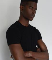 sexy male models 5df32692299cf.jpg