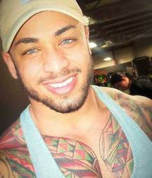 sexy male models 5df326a963b78.jpg