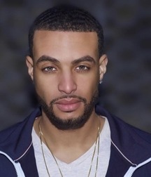 sexy male models 5df326d0d1921.jpg