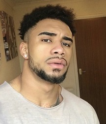 sexy male models 5df326d55b5e9.jpg