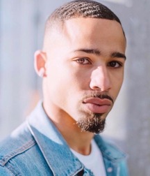 sexy male models 5df326dc87a40.jpg