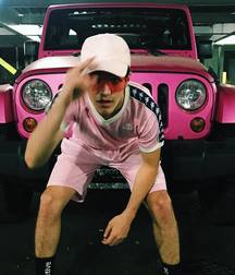 aaron carpenter 5df5e2e4b7f87.jpg