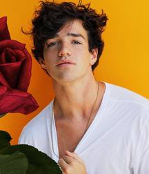 aaron carpenter 5df5e2ee5e6f0.jpg