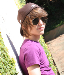 teen star surita 5df895e791c46.jpg