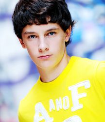 modelteenz:kyle