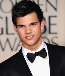 actor taylor lautner 5e3a2e832b455.jpg