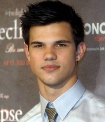 actor taylor lautner 5e3a2e887dbed.jpg