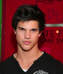 actor taylor lautner 5e3a2e8d487dd.jpg