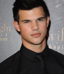 actor taylor lautner 5e3a2e93a6c48.jpg