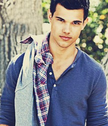 actor taylor lautner 5e3a2ebc83c17.jpg