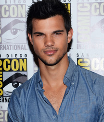 actor taylor lautner 5e3a2ec9cac68.jpg