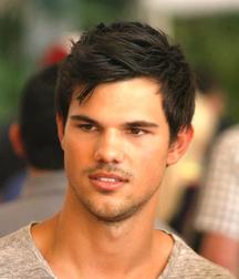actor taylor lautner 5e3a2ed1777aa.jpg