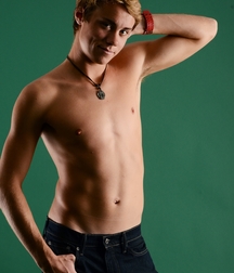 modelteenz:hunter 5e5730314b243.jpg