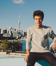 cameron dallas 5e67d5da4ec03.jpg