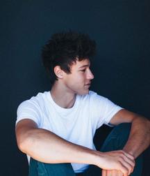 cameron dallas 5e67d5e10d229.jpg