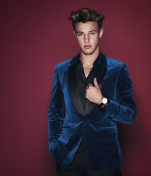cameron dallas 5e67d5f14ba4e.jpg