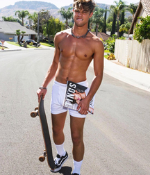cameron dallas 5e67d5ff90af5.jpg