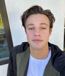 cameron dallas 5e67d6119fc47.jpg