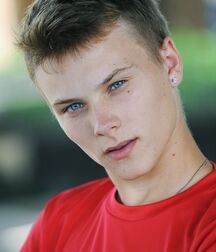 model teen z:cole gay tube 5f65b8f2dc796.jpg