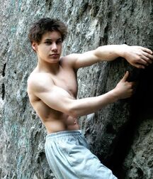 modelteenz:werner gay tube 60202a2ec0977.jpg