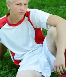 modelteenz:daniel gay tube 603ae5c56555e.jpg