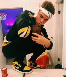 taylor caniff twink tube str 61df648da72f4.jpg