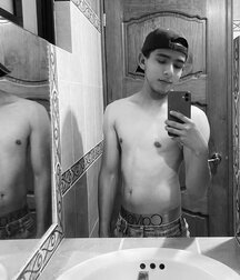 Hot Fun Boys Twink Tube 612b9ffe778d0.jpg