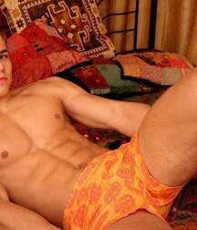More hot guys shirtless twink tube 613e9ce51c9ec.jpg