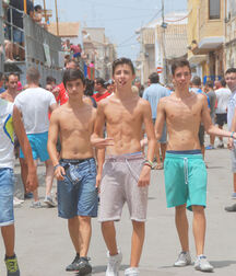 Boys Favourites Of The Summer 612cd0c613b9d.jpg