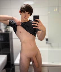 GBT Twinks Gay Porn Guys Nude 6217f28ad366f.jpg