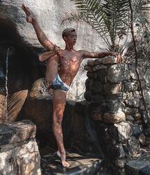 dance with me Francesco Twink Tube 626915adb19ef.jpg