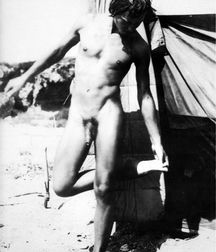 Nude boys with big soft cocks 01 57eb02bdb359f.jpg