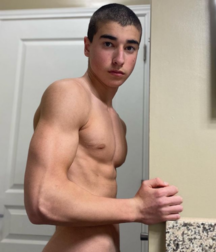 Muscled and athletic boys gay tube 606e39ef5f26b.png