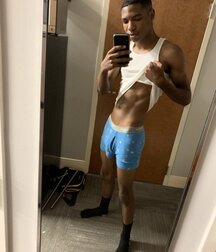 Black Guy Mirror Pics Twink Porn 61bbc5b966a0d.jpg