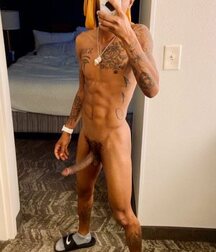 Black Guy Mirror Pics Twink Porn 61bbc5bc9dd6a.jpg
