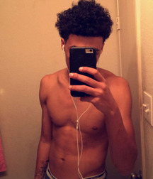 Black Guy Mirror Pics Twink Porn 61bbc5c3e2b90.jpg