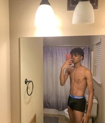 Black Guy Mirror Pics Twink Porn 61bbc5d37c57e.jpg