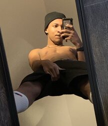 Black Guy Mirror Pics Twink Porn 61bbc5fe864ff.jpg