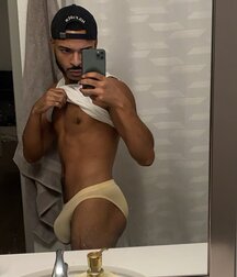 Black Guy Mirror Pics Twink Porn 61bbc61d8af0b.jpg