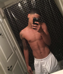 Black Guy Mirror Pics Twink Porn 61bbc635f419e.png
