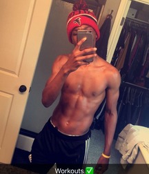 Black Guy Mirror Pics Twink Porn 61bbc6399f731.jpg