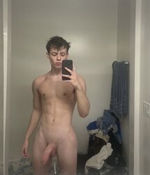 Selfie picture lads selfie twink porn boys 621dbf4487450.jpeg