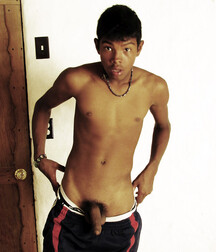 CHOFO OFFERS DICK GAY PORN 62b9791d1f62a.jpg