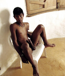 CHOFO OFFERS DICK GAY PORN 62b9796874aa7.jpg