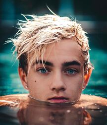 Twink Tube Beautiful faces