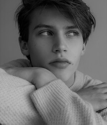 Artistic Mix Style Art Twink Tube 61744946df08c.jpg