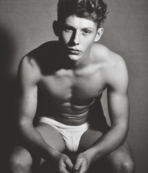 Artistic Mix Boys Porn Black/White