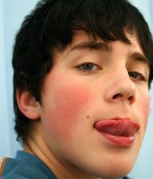 TONGUE PLAY 57c111546b656.jpg
