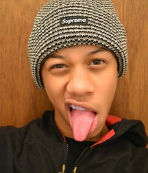 TONGUE PLAY 57c1115c9c1b1.jpg