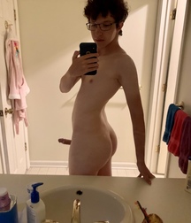 Guys on their own again gay porn 6203e64474a10.jpeg